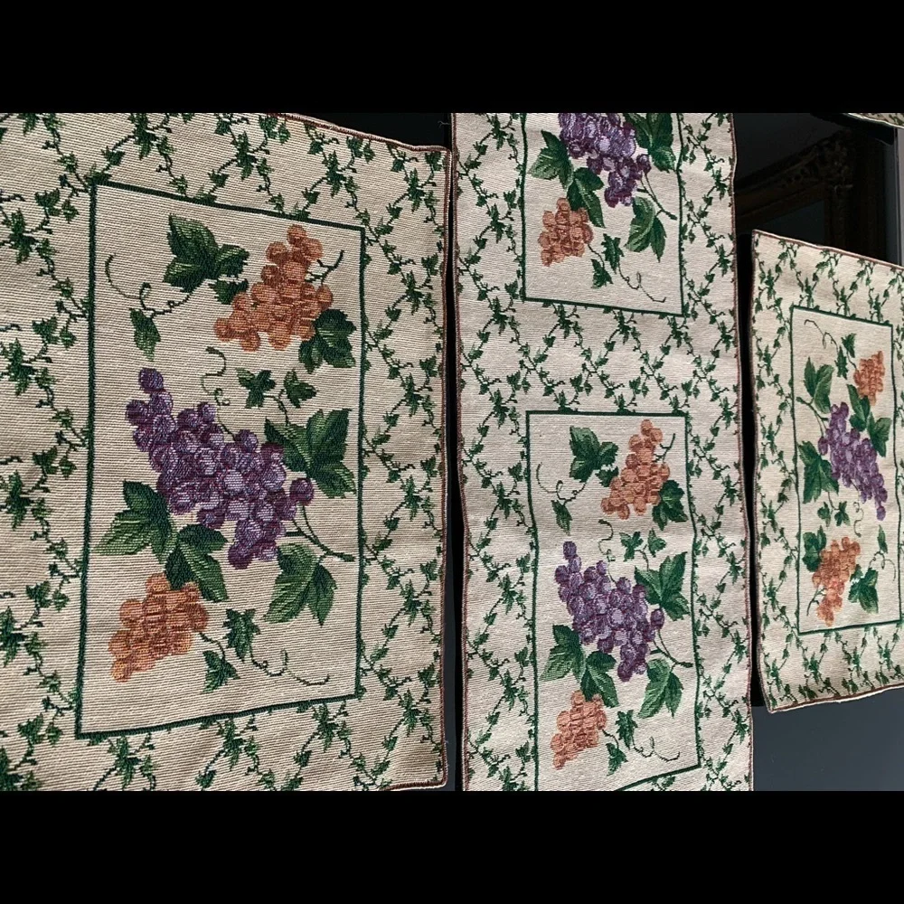 Placemats Set with runner